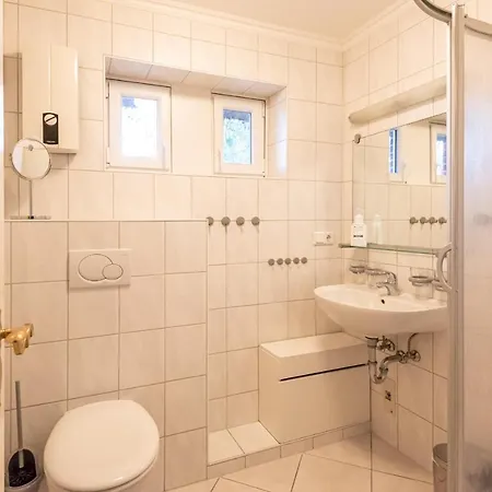 Strandhaus Helene 펜션 베닝슈테트